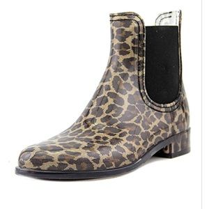 Andre Assous Mimi Round Toe Ankle boot